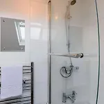 1 Bed In Oc-53138 Casa vacanze *