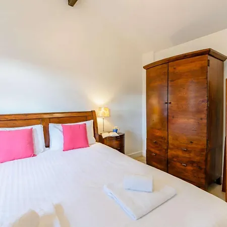 1 Bed In Oc-53138 *